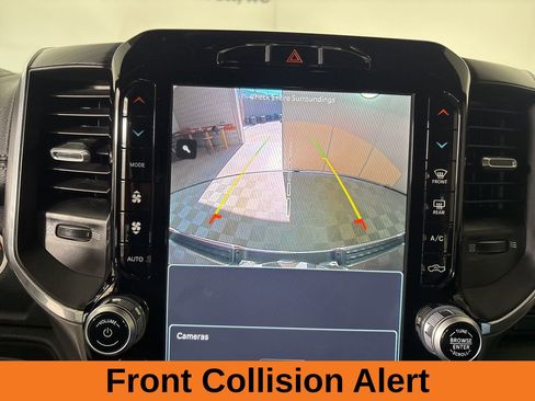 Used 2023 RAM 1500 Laramie AWD/4WD image 16