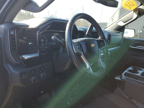 Used 2023 Chevrolet Silverado 1500 LT image 19