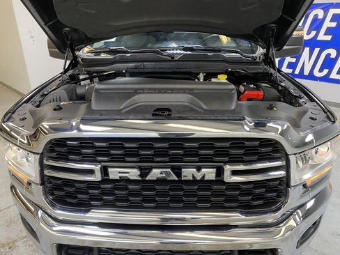 Used 2024 RAM 2500 Big Horn w/ Bed Utility Group image 9