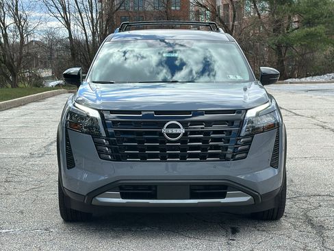 New 2026 Nissan Pathfinder Platinum AWD/4WD image 3