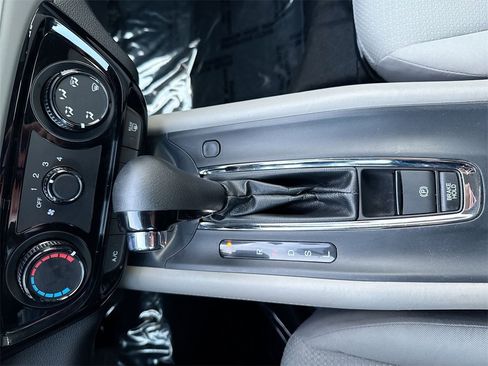 Used 2020 Honda HR-V LX image 20