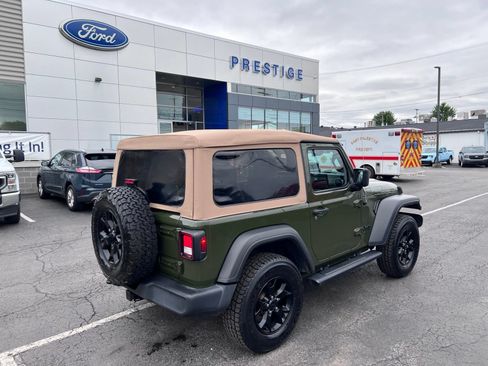 Used 2021 Jeep Wrangler Sport AWD/4WD image 9