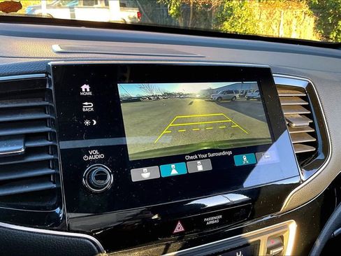 Used 2022 Honda Pilot Black Edition image 13