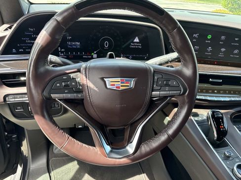 Certified 2024 Cadillac Escalade Sport Platinum w/ Heavy-Duty Trailer Package AWD/4WD image 28