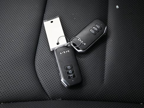 Used 2023 Kia EV6 Wind w/ Wind Technology Package image 32