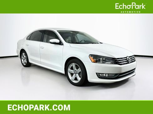 Used 2015 Volkswagen Passat 1.8T Limited Edition FWD image 1
