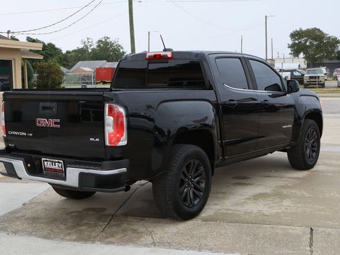 Used 2020 GMC Canyon SLE w/ Elevation Edition RWD image 9