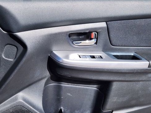 Used 2015 Subaru Impreza 2.0i Premium image 11