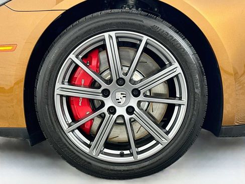 Certified 2025 Porsche Panamera 4S AWD/4WD image 32