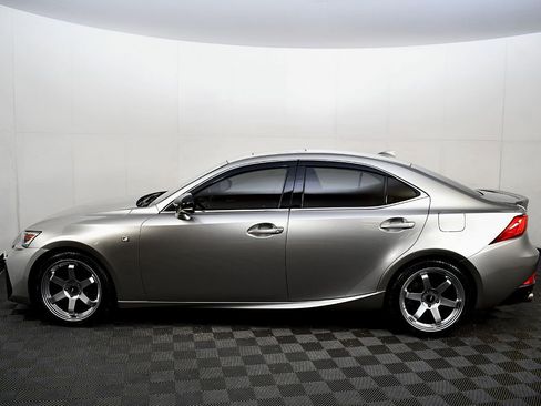 Used 2017 Lexus IS 300 F Sport w/ F Sport Package image 12