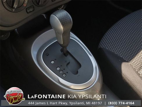 Used 2015 Nissan Juke S image 23