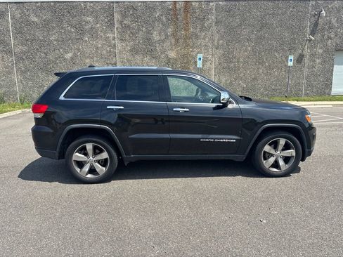 Used 2015 Jeep Grand Cherokee Limited w/ Trailer Tow Group IV AWD/4WD image 8