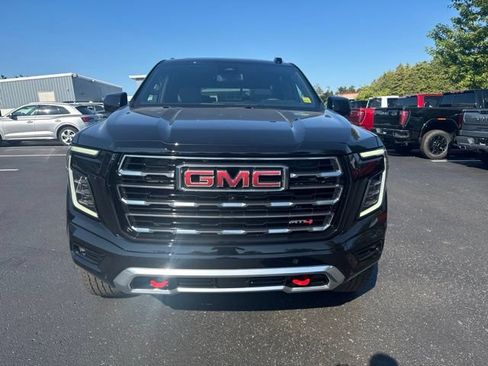 New 2026 GMC Yukon AT4 w/ LPO, Floor Liner Package AWD/4WD image 4
