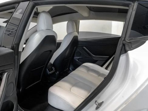 Used 2021 Tesla Model 3 Standard Range Plus RWD image 40