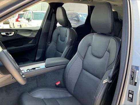 New 2026 Volvo XC60 B5 Ultra w/ Climate Package image 13