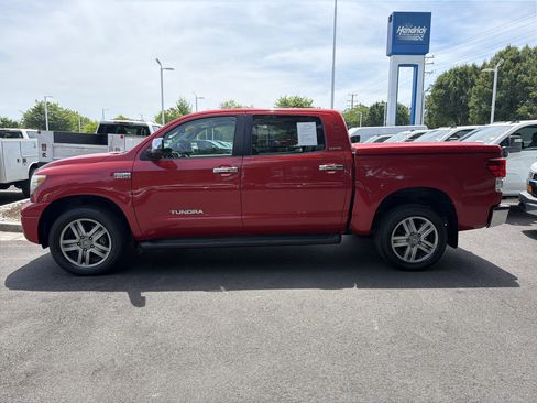 Used 2013 Toyota Tundra Limited w/ Memory Pkg AWD/4WD image 7