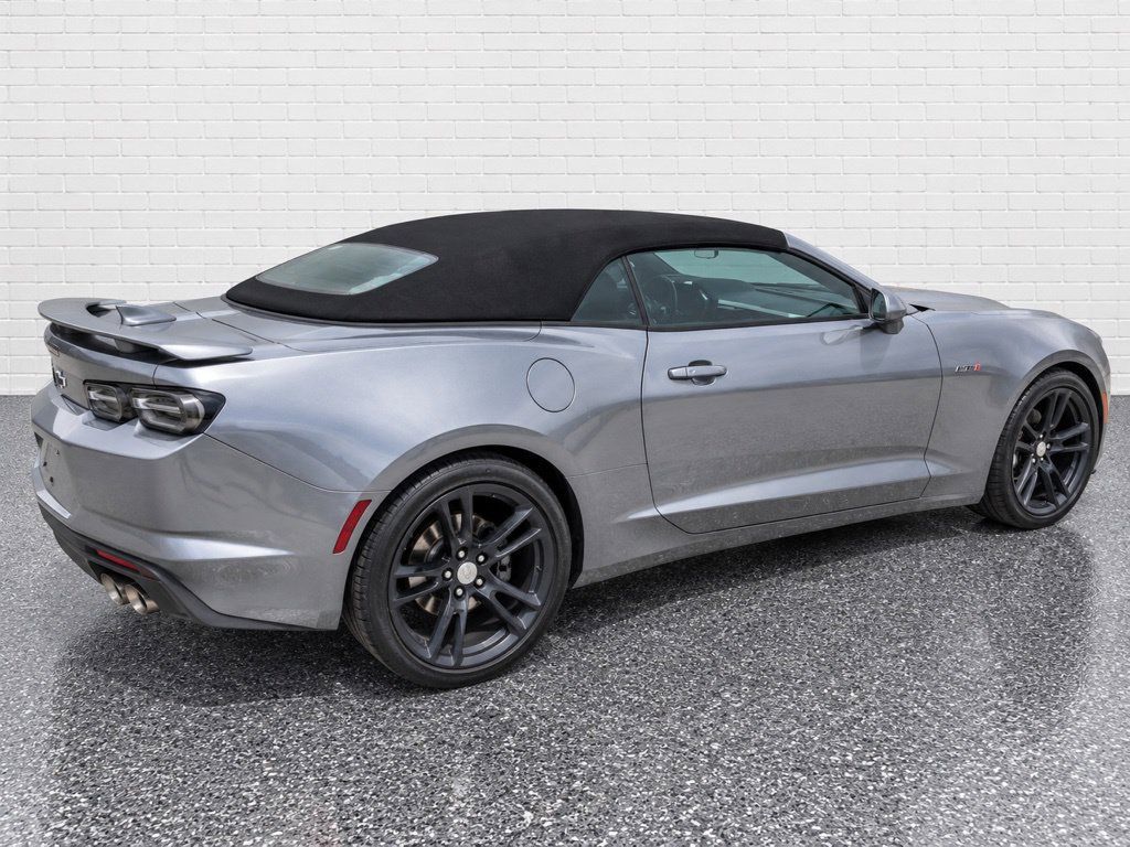 Used 2022 Chevrolet Camaro SS RWD image 5
