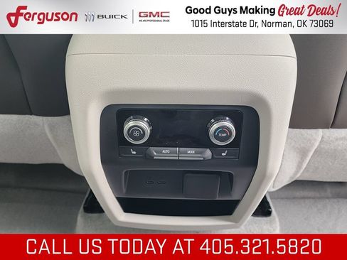 New 2026 GMC Acadia Denali w/ Super Cruise Package FWD image 52