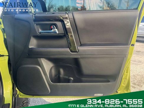 Used 2023 Toyota 4Runner TRD Off-Road Premium image 30