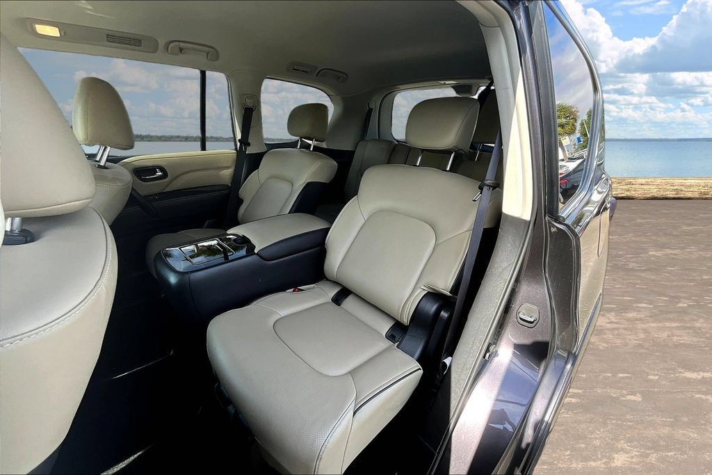 Used 2024 INFINITI QX80 Premium Select w/ Cargo Package AWD/4WD image 21