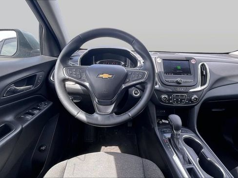 Used 2024 Chevrolet Equinox LT AWD/4WD image 5