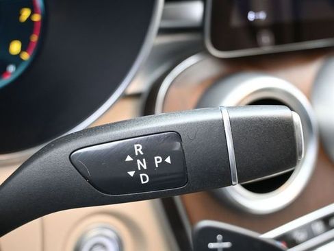 Used 2021 Mercedes-Benz GLC 300 GLC 300 image 23