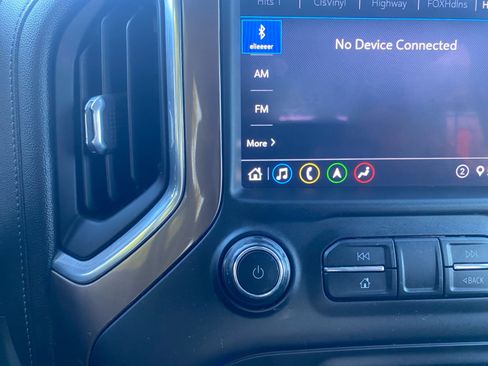 Used 2020 Chevrolet Silverado 2500 High Country w/ Technology Package image 17