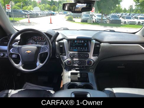 Used 2020 Chevrolet Tahoe LT w/ RST Edition AWD/4WD image 2