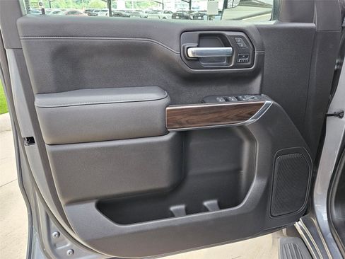 Used 2021 GMC Sierra 1500 SLT RWD image 22