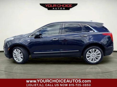 Used 2017 Cadillac XT5 Premium Luxury FWD image 2