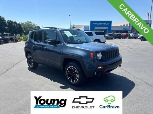 Used 2023 Jeep Renegade Trailhawk AWD/4WD image 1