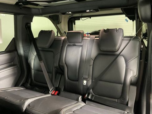 New 2026 Ford Bronco Badlands AWD/4WD image 16