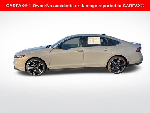 Used 2025 Honda Accord Sport image 2