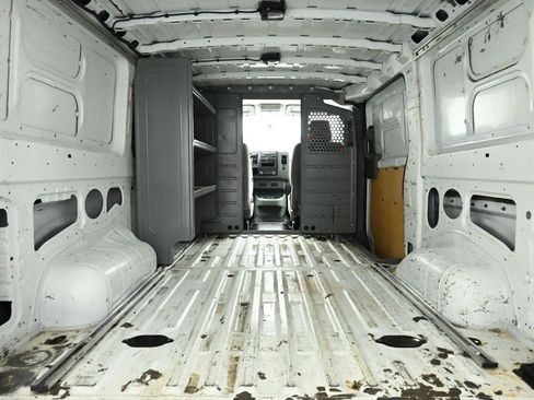 Used 2014 Nissan NV 2500 S image 13