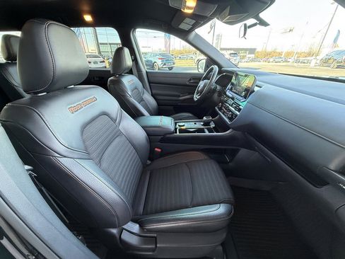 Used 2023 Nissan Pathfinder Rock Creek image 28