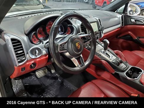 Used 2016 Porsche Cayenne GTS AWD/4WD image 7