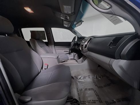 Used 2006 Toyota Tacoma PreRunner image 29