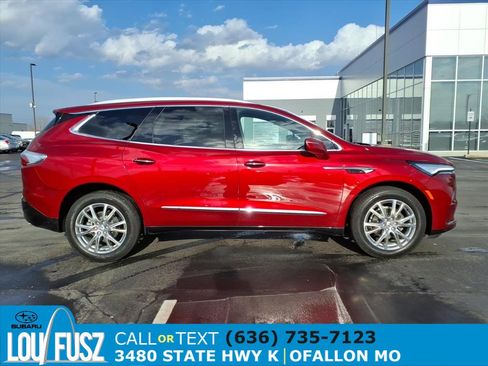 Used 2024 Buick Enclave Essence w/ Experience Buick Package image 29