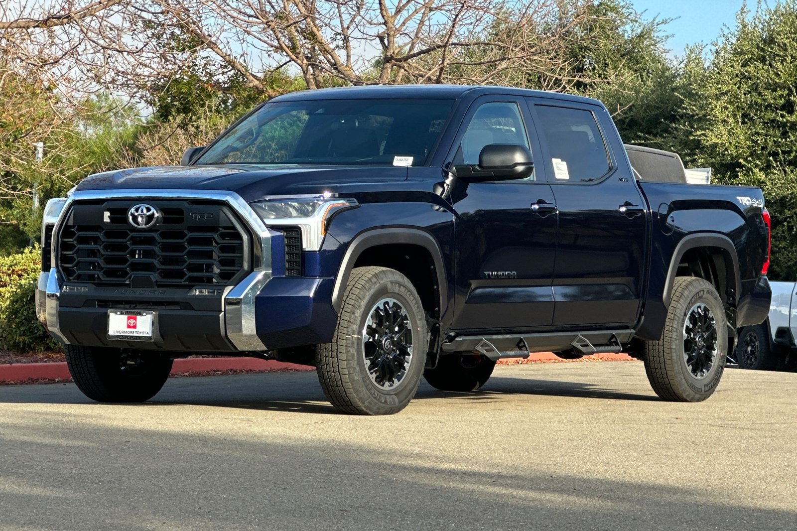 New 2026 Toyota Tundra SR5 w/ TRD Off-Road Package AWD/4WD image 7