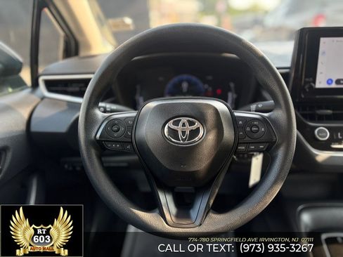 Used 2026 Toyota Corolla LE FWD image 13