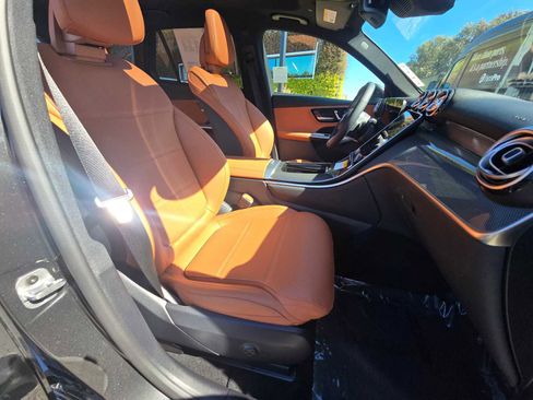 Used 2026 Mercedes-Benz GLC 300 4MATIC image 11