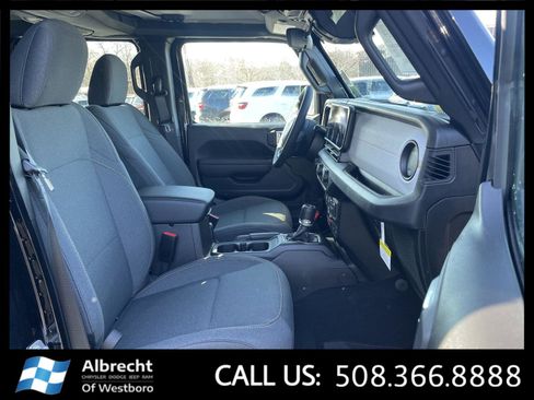 New 2026 Jeep Gladiator Willys image 16