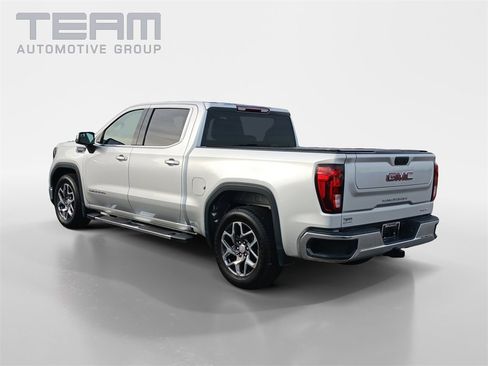 Used 2022 GMC Sierra 1500 SLE image 5