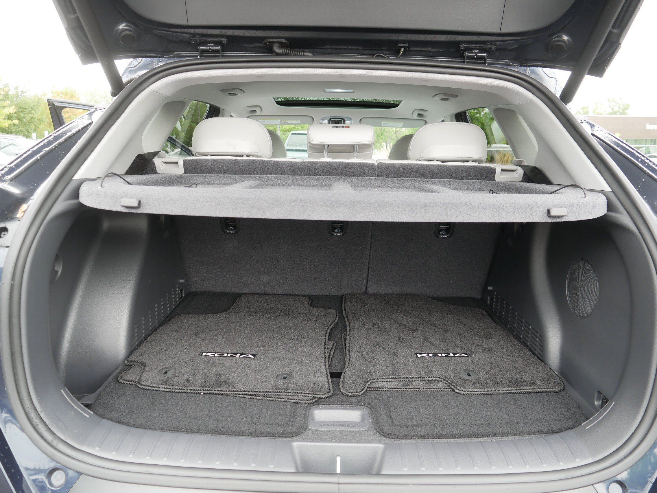 Used 2024 Hyundai Kona Limited AWD/4WD image 17