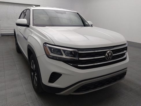 Used 2021 Volkswagen Atlas Cross Sport SE image 14