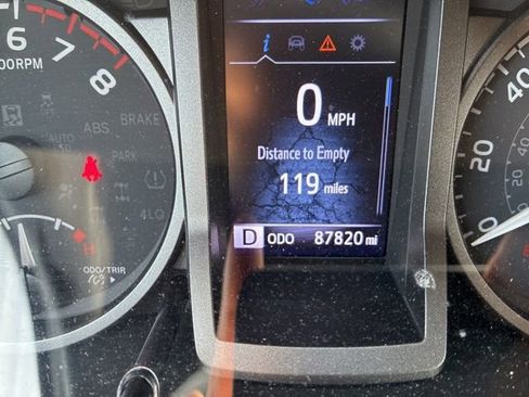 Used 2021 Toyota Tacoma TRD Sport w/ Technology Package RWD image 9