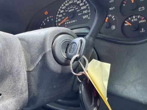 Used 2007 GMC Sierra 2500 SLE w/ Heavy-Duty Power Package image 21