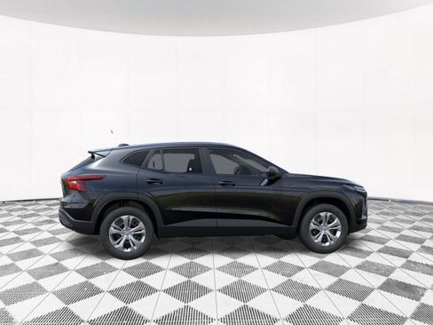 New 2026 Chevrolet Trax LS FWD image 11