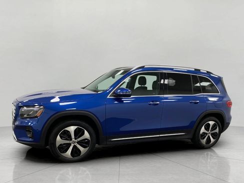 Used 2026 Mercedes-Benz GLB 250 4MATIC image 8