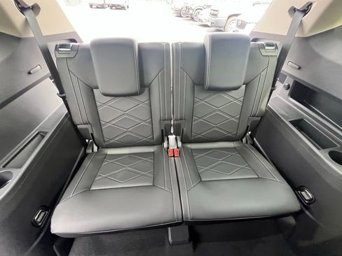 Used 2026 Volkswagen Atlas SE AWD/4WD image 29